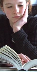 Fernlehrgang Fachhochschulreife Wirtschaft und Verwaltung (Rainer Sturm, pixelio.de)